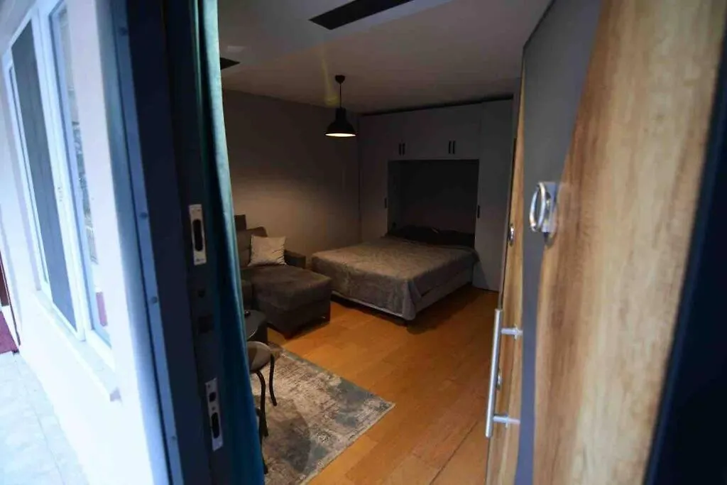 Otel Konforunda Site Ici Guvenlikli Studyo Daire Istanbul Turkey